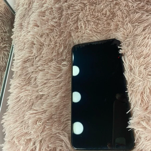 ROSE GOLD IPHONE XS MAX ! - Picture 3 of 4